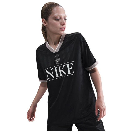 Nike Γυναικεία κοντομάνικη μπλούζα Sportswear V Neck Jersey Tee